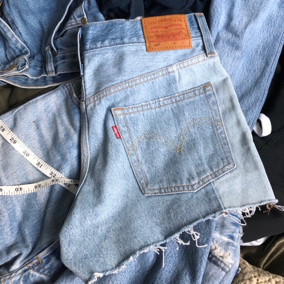 Retro tri-colored Levi’s - Picture 2 of 2